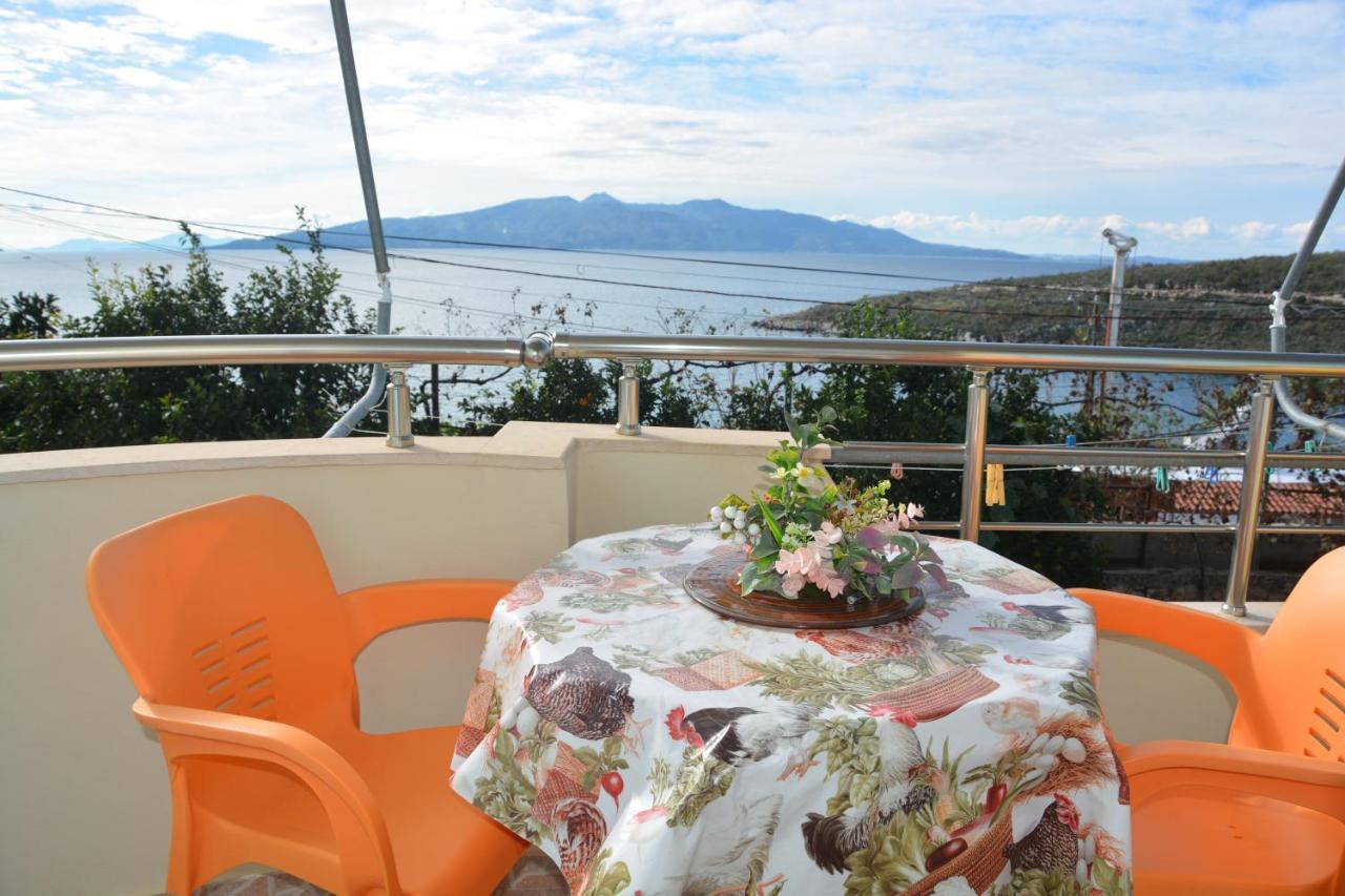Kiri S.Apartaments Sarandë Exterior foto