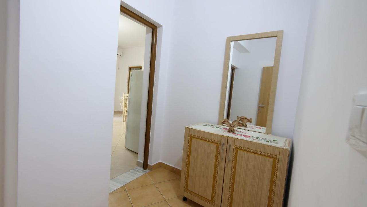 Kiri S.Apartaments Sarandë Exterior foto